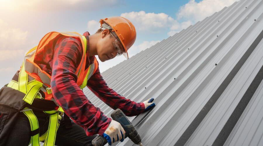 Professional Emergency Roof Repairs services in Marland, OK